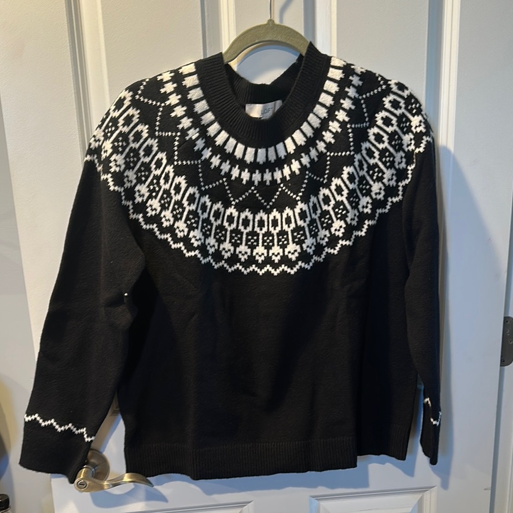 Black and White Patterned Sweater